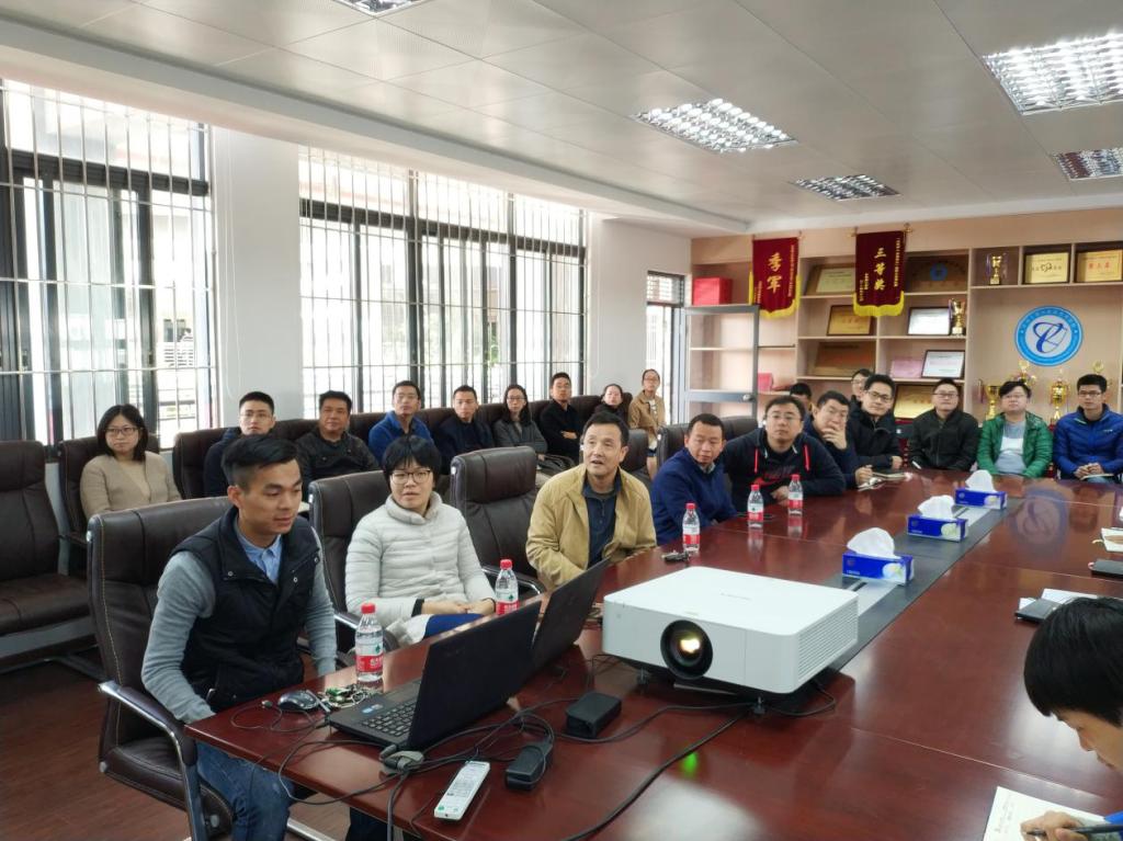 anime1
党总支组织教工集中收看庆祝改革开放40周年大会直播1.png