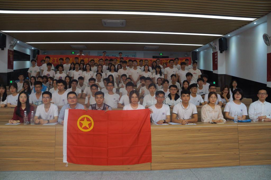 anime1
举行第三届团总支-学生会第二次全体大会1.jpg